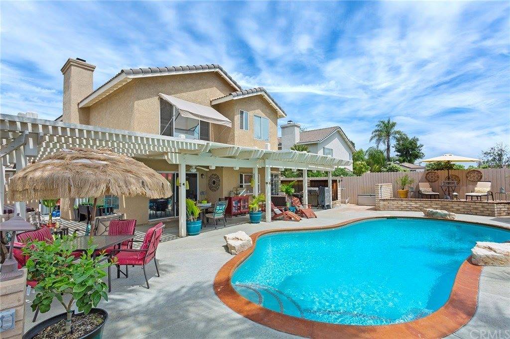 39529 Cedarwood Drive, Murrieta, CA 92563