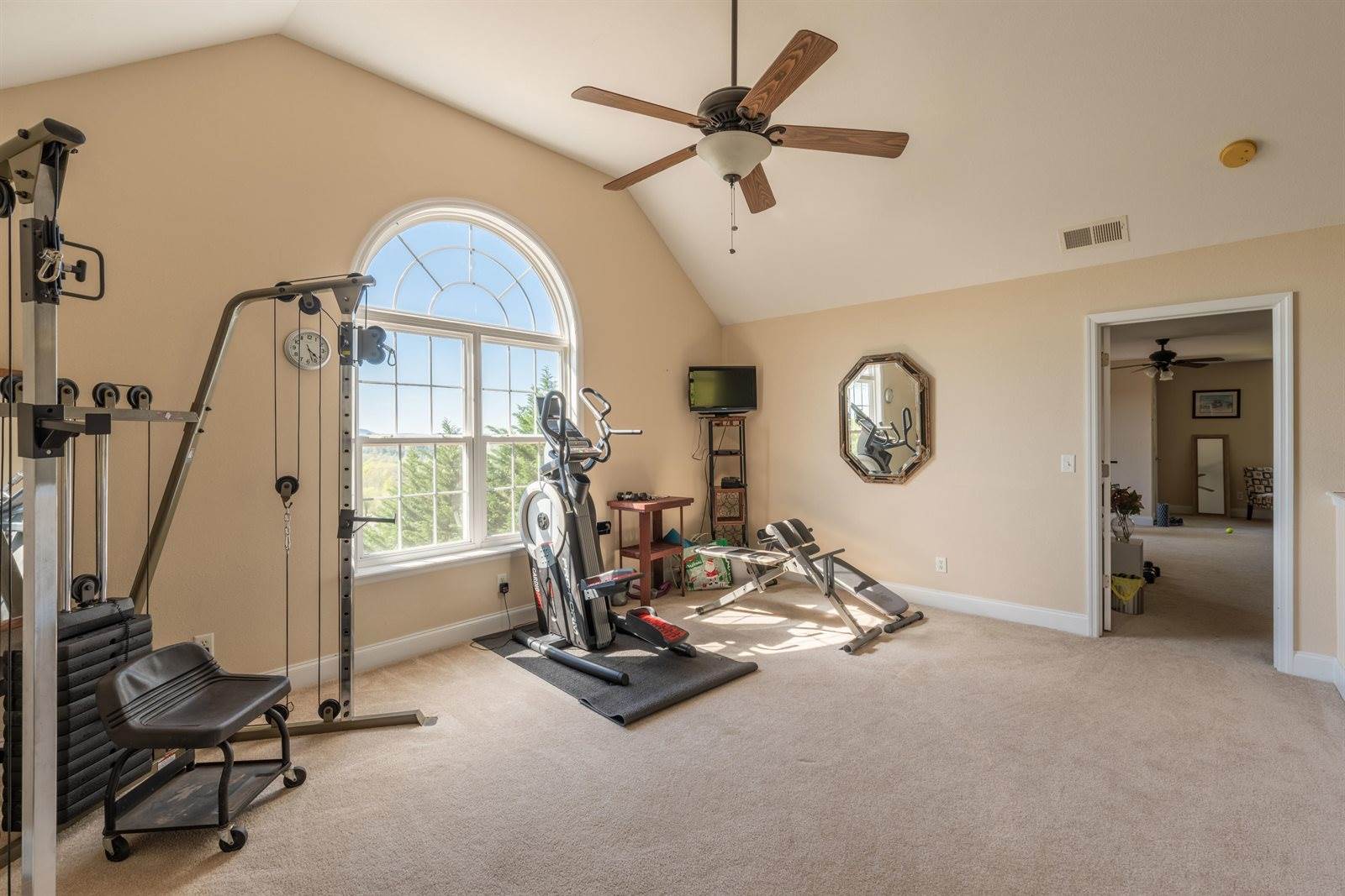 215 Play House Dr, Ringgold, GA 30736