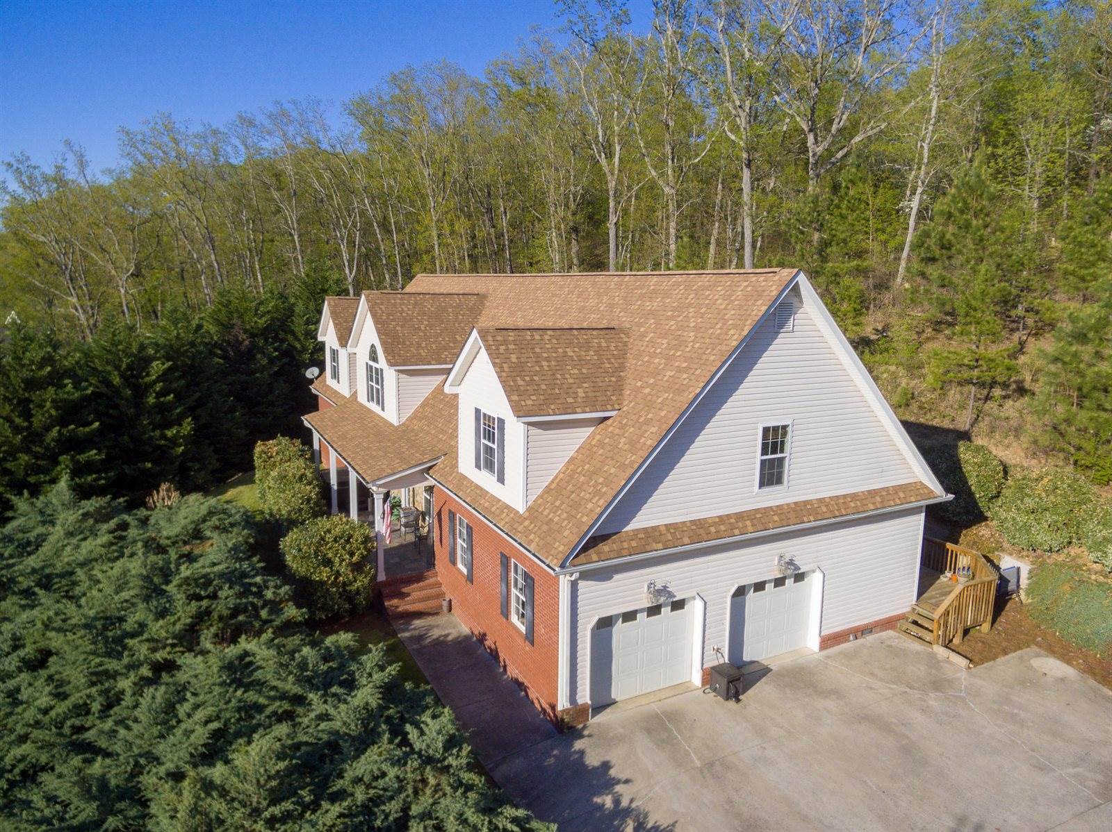 215 Play House Dr, Ringgold, GA 30736