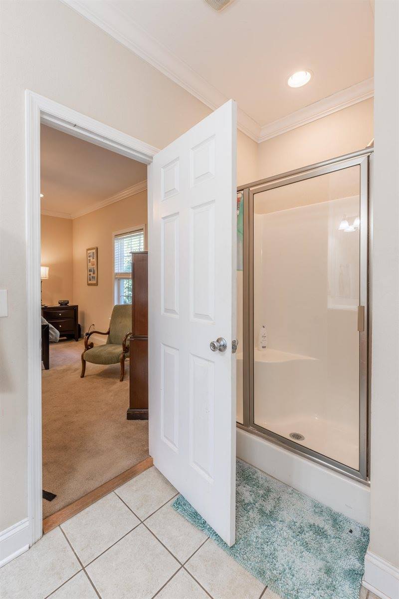 215 Play House Dr, Ringgold, GA 30736