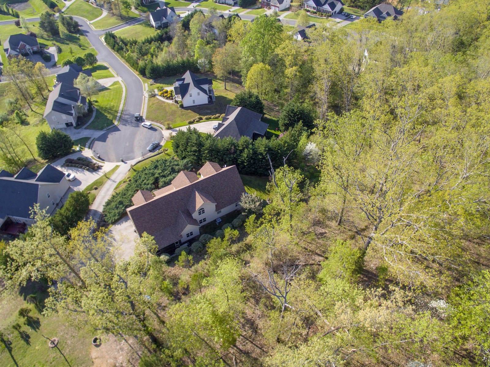 215 Play House Dr, Ringgold, GA 30736