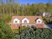 215 Play House Dr, Ringgold, GA 30736