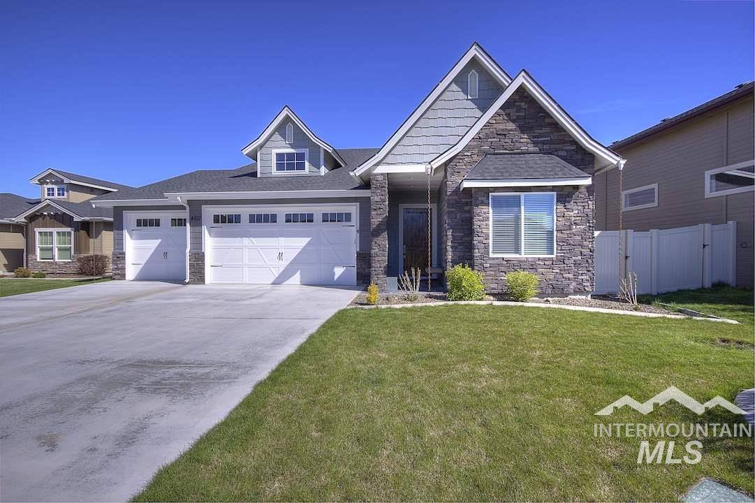 4511 South Lava Springs Loop, Nampa, ID 83686