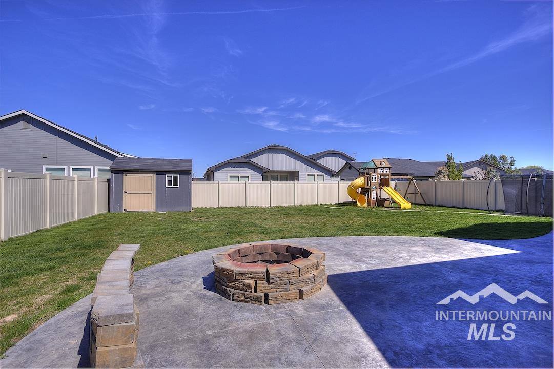 4511 South Lava Springs Loop, Nampa, ID 83686