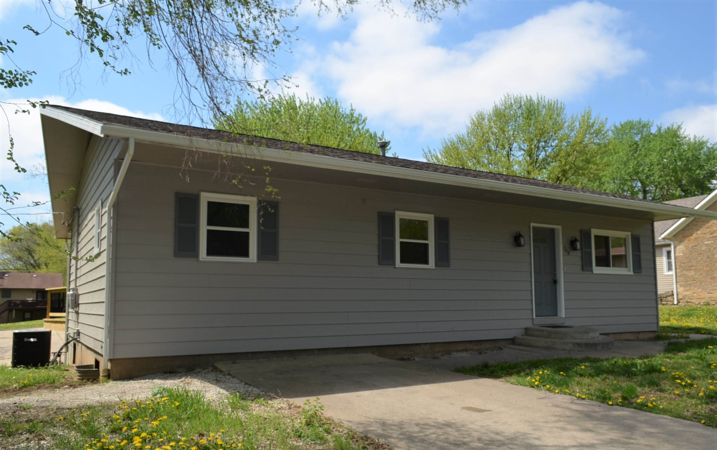 708 W Elm ST, Saint Marys, KS 66536