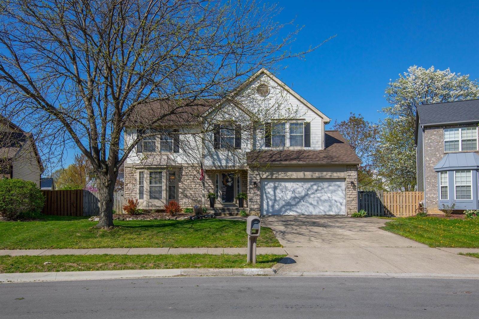 2390 Oakthorpe Drive, Hilliard, OH 43026