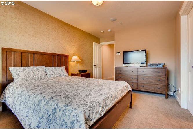 29159 SW Charlotte Ln, Wilsonville, OR 97070