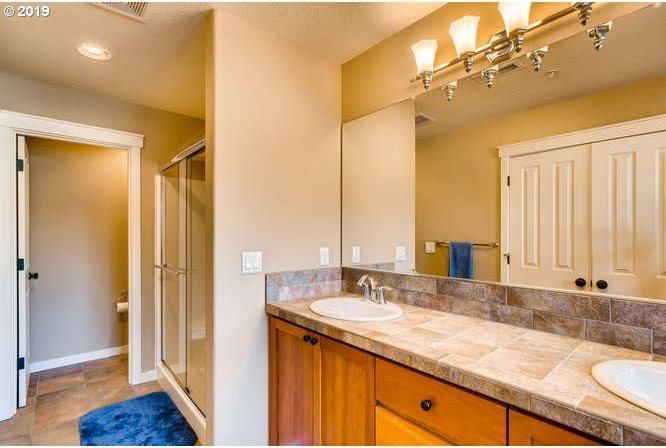 29159 SW Charlotte Ln, Wilsonville, OR 97070