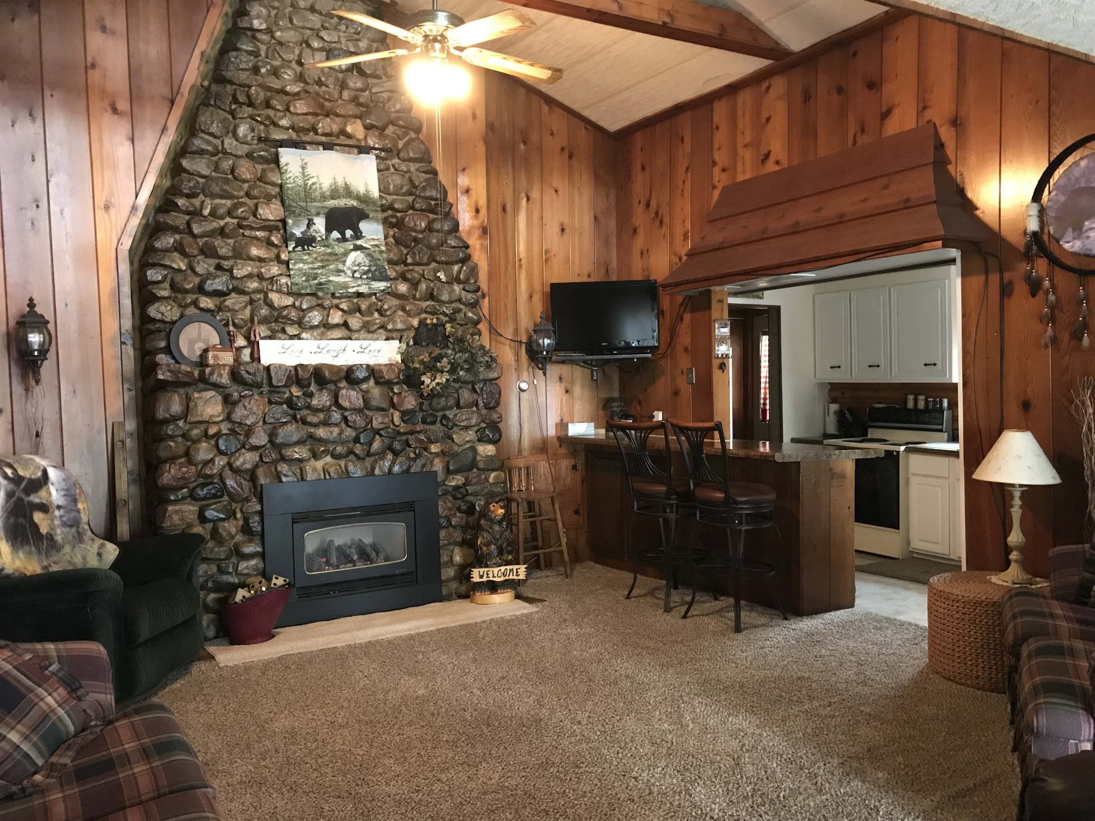 24661 McClelland Drive, Spirit Lake, IA 51360