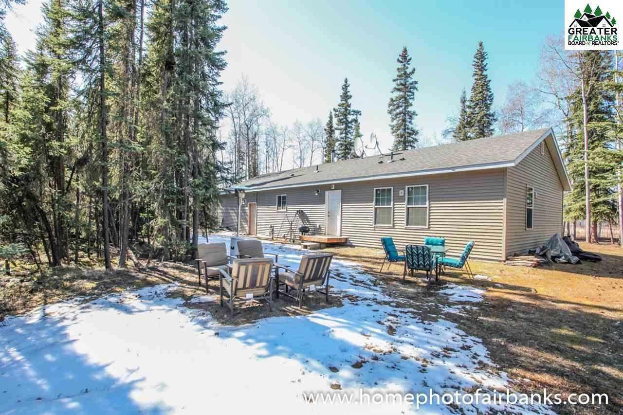 2290 Bordeaux Street, North Pole, AK 99705