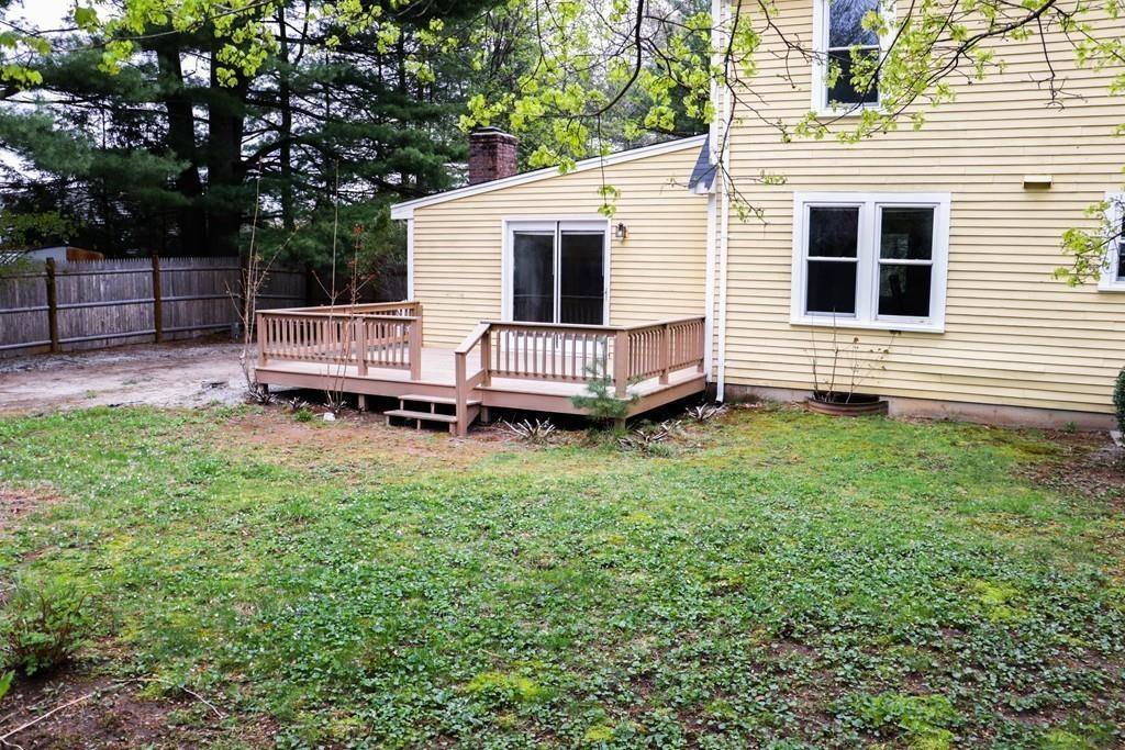 14 Appletree Dr, Plainville, MA 02762