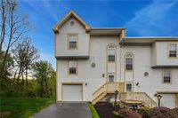 318 Wildflower Ct, Pittsburgh, PA 15202