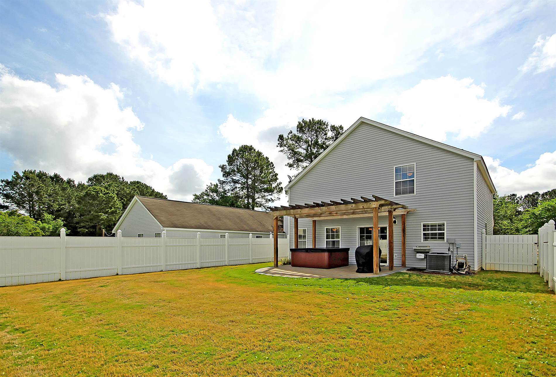 1104 Waters Inlet Circle, Charleston, SC 29492