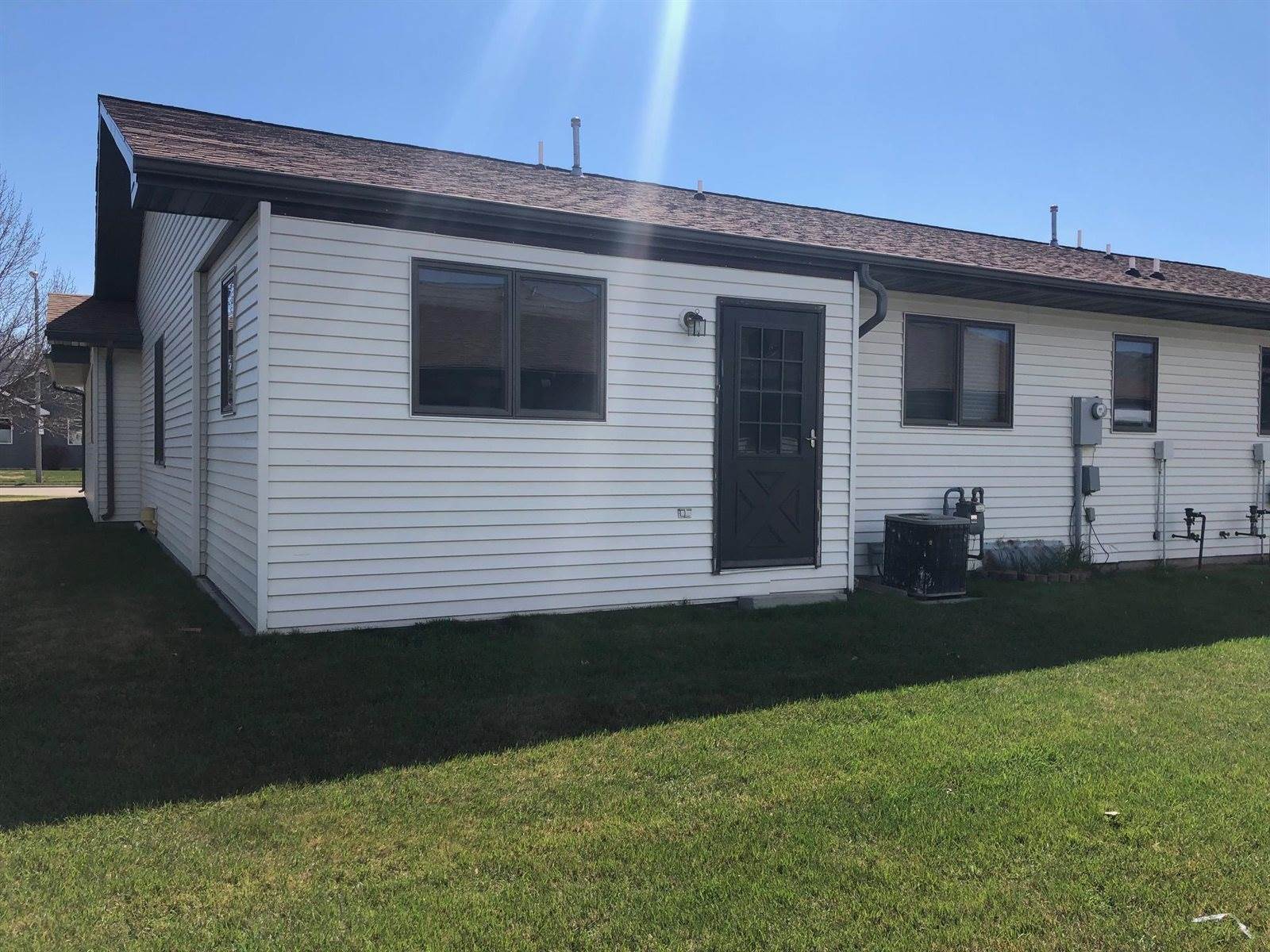 1819 15th Ave West, Williston, ND 58801