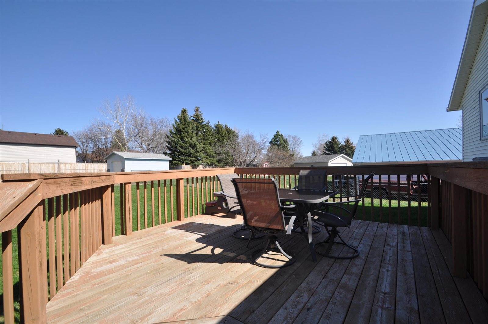 4800 W Roughrider Circle, Mandan, ND 58554