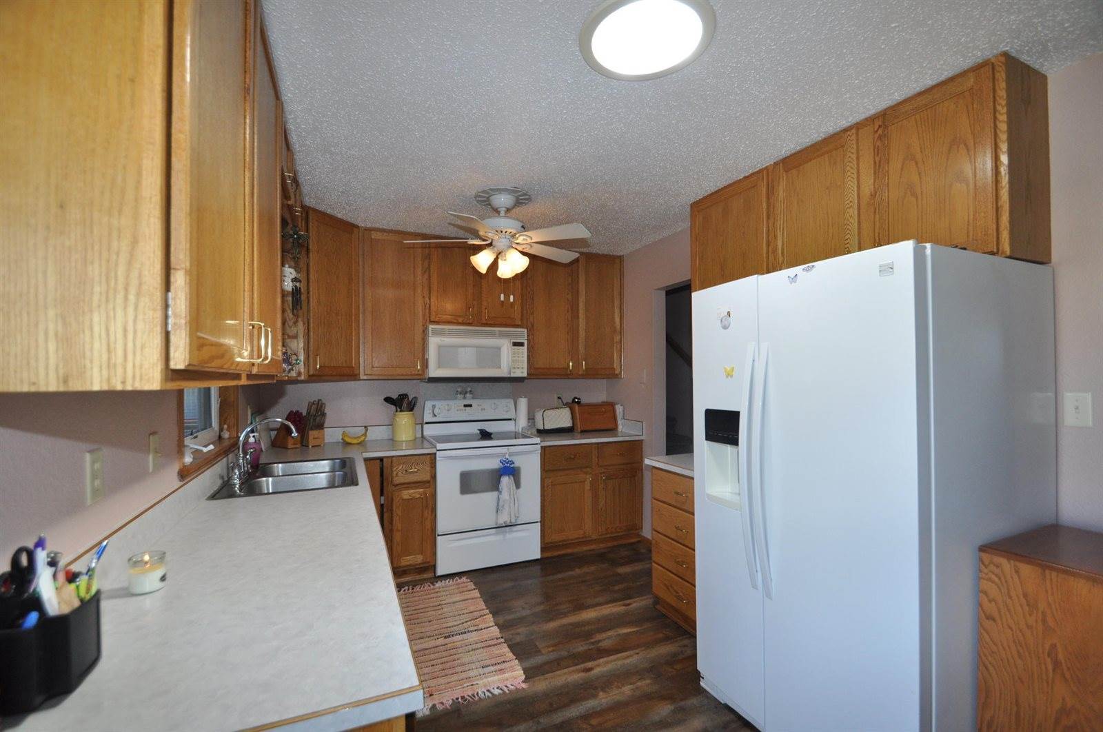 4800 W Roughrider Circle, Mandan, ND 58554