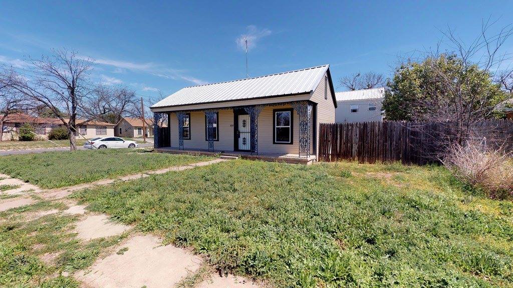 1004 South Oakes St, San Angelo, TX 76903