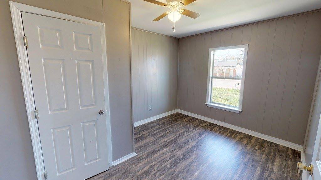 1004 South Oakes St, San Angelo, TX 76903