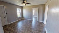 1004 South Oakes St, San Angelo, TX 76903