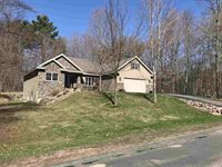 8625 Maple Crest Drive, Stettin, WI 54401