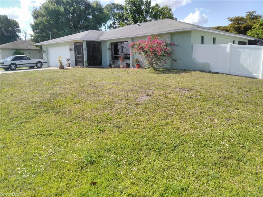 2221 SE 3rd Ter, Cape Coral, FL 33990