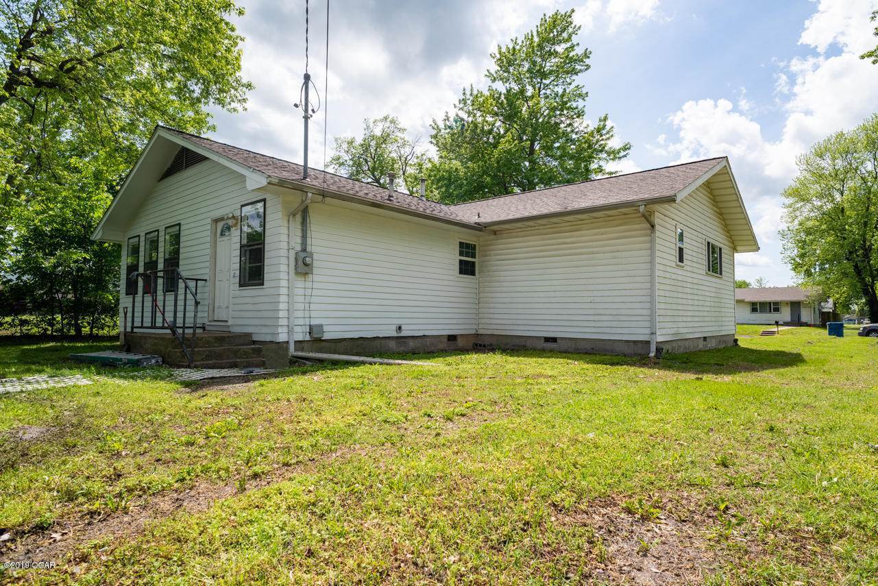 2117 South Tyler Avenue, Joplin, MO 64804