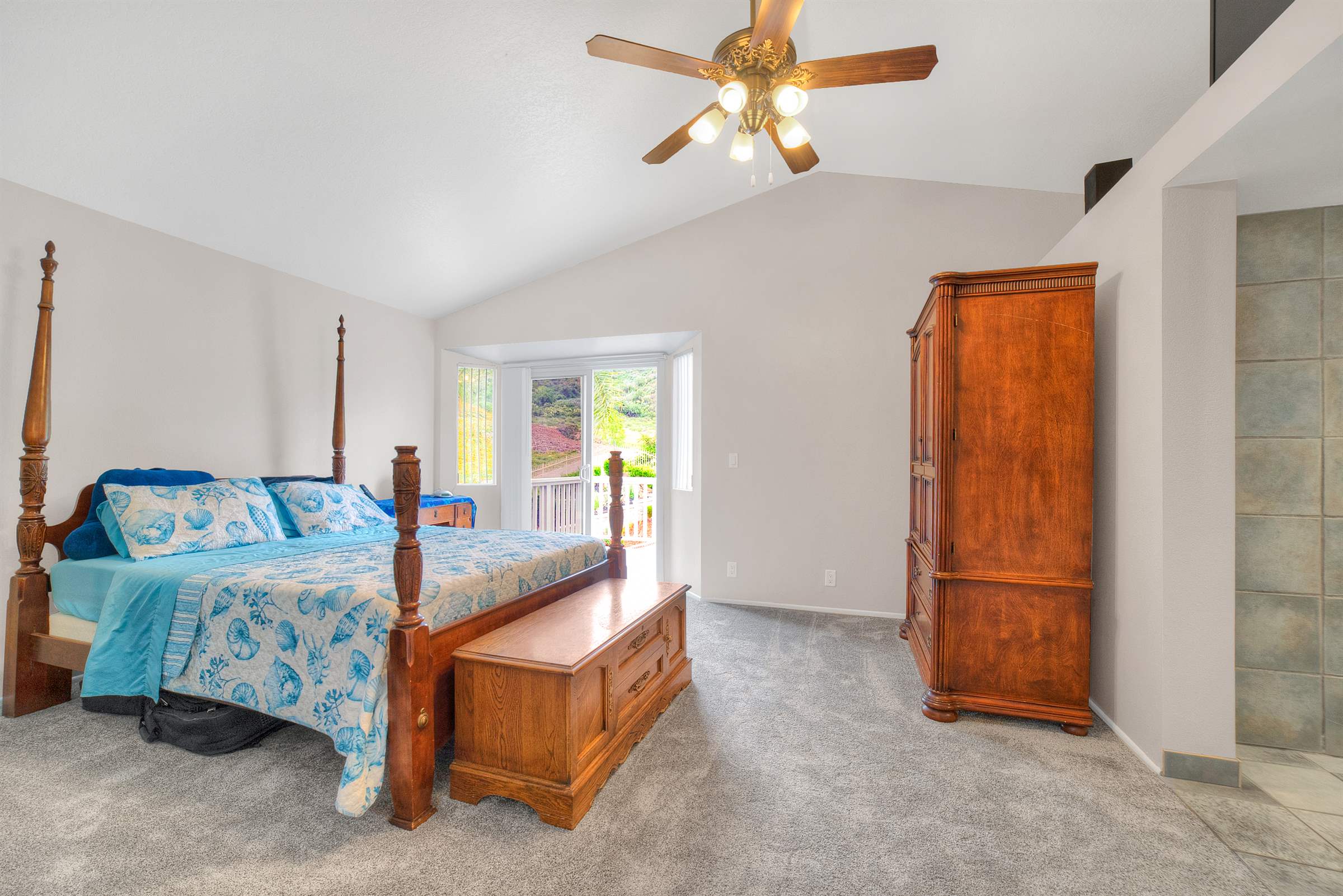 22402 Laurel Place, Saugus, CA 91390