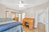 22402 Laurel Place, Saugus, CA 91390