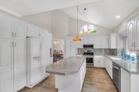 22402 Laurel Place, Saugus, CA 91390