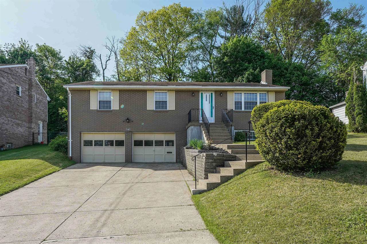 1407 Great Oak Drive, Pittsburgh, PA 15220