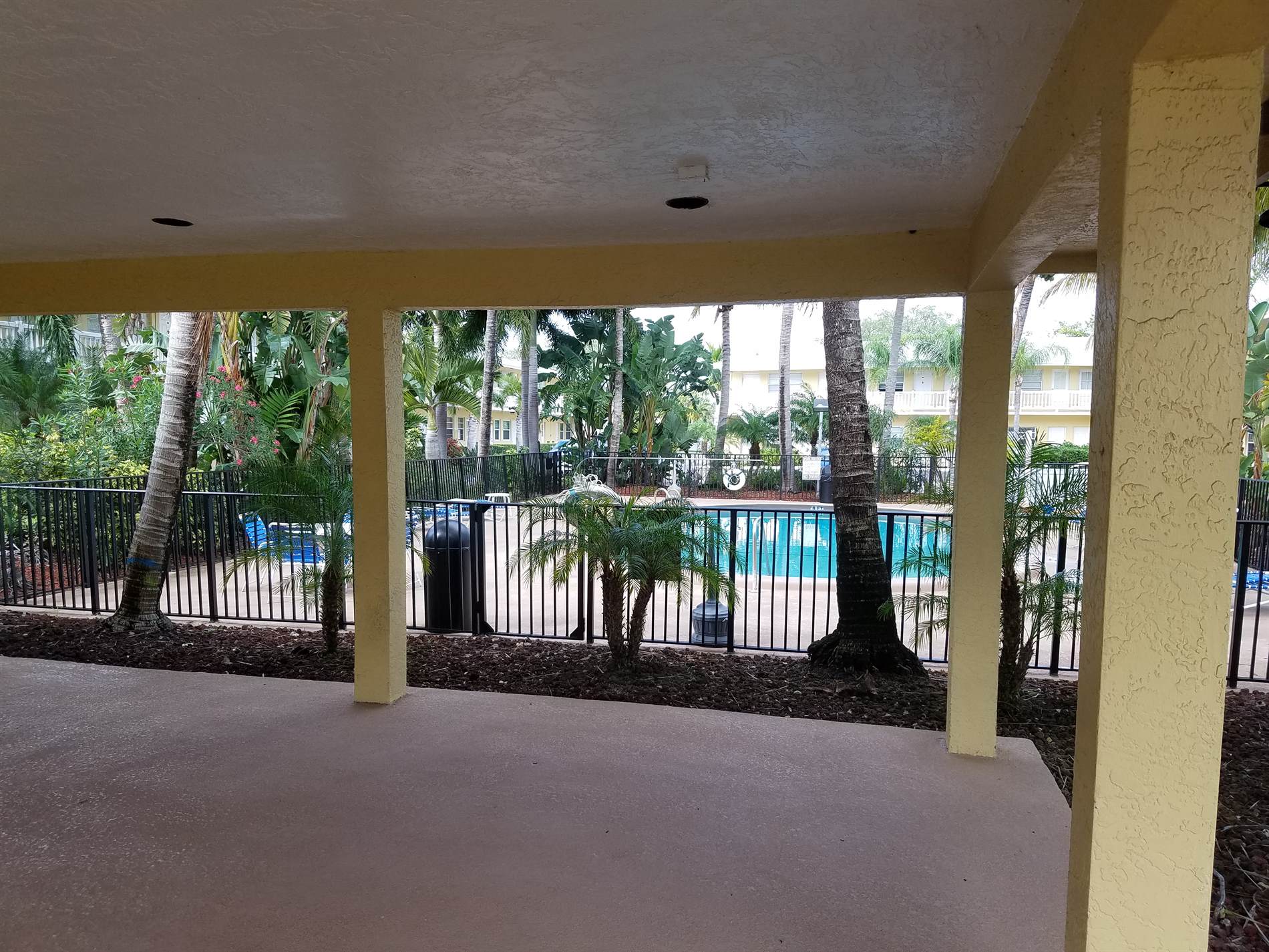 4050 Ne 12 Ter, Unit 42-2, Oakland Park, FL 33334