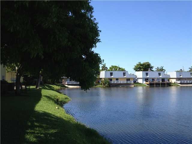 4050 Ne 12 Ter, Unit 42-2, Oakland Park, FL 33334