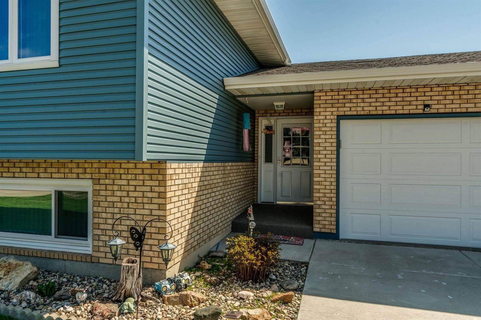 525 N 33rd Street, Bismarck, ND 58501