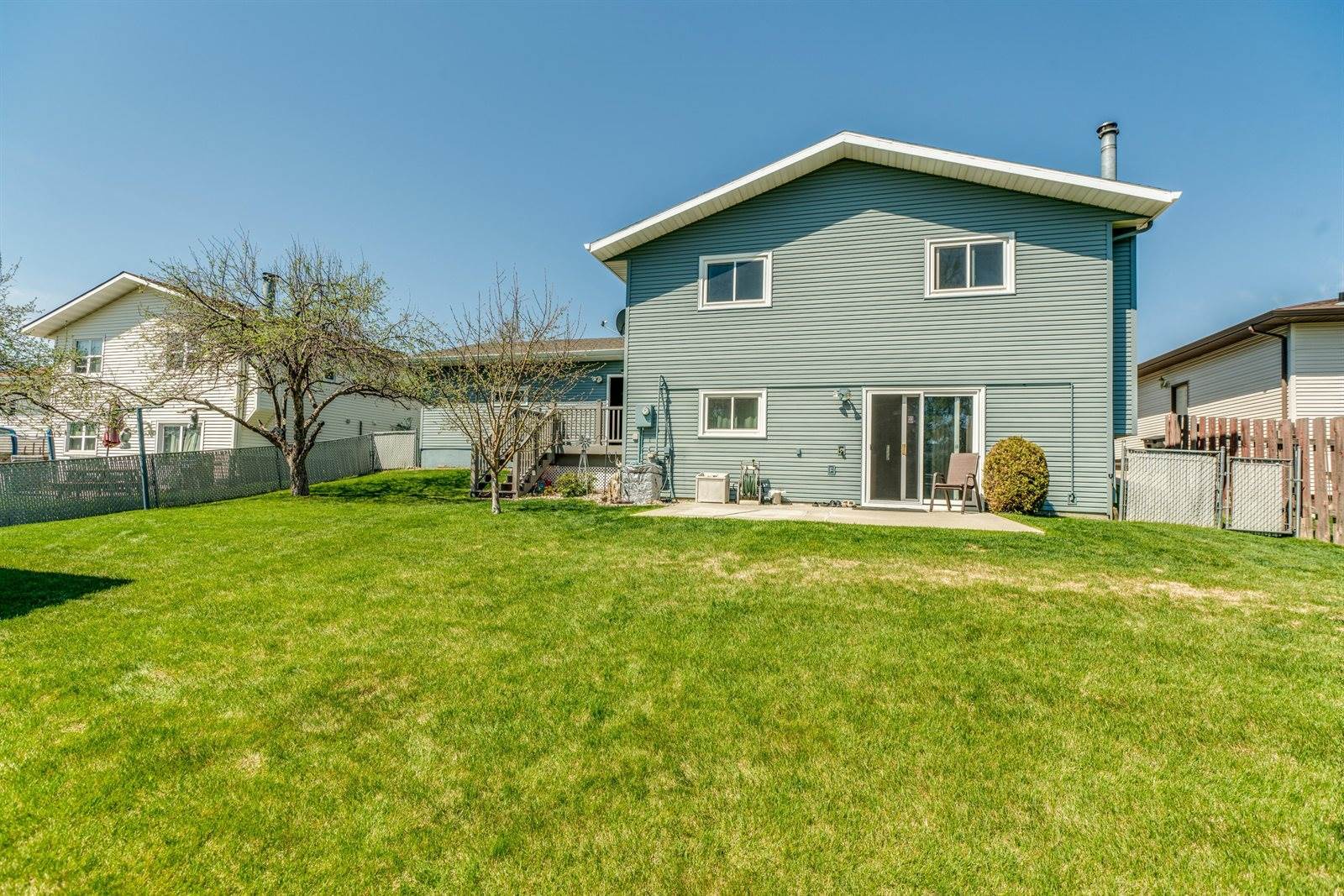 525 N 33rd Street, Bismarck, ND 58501