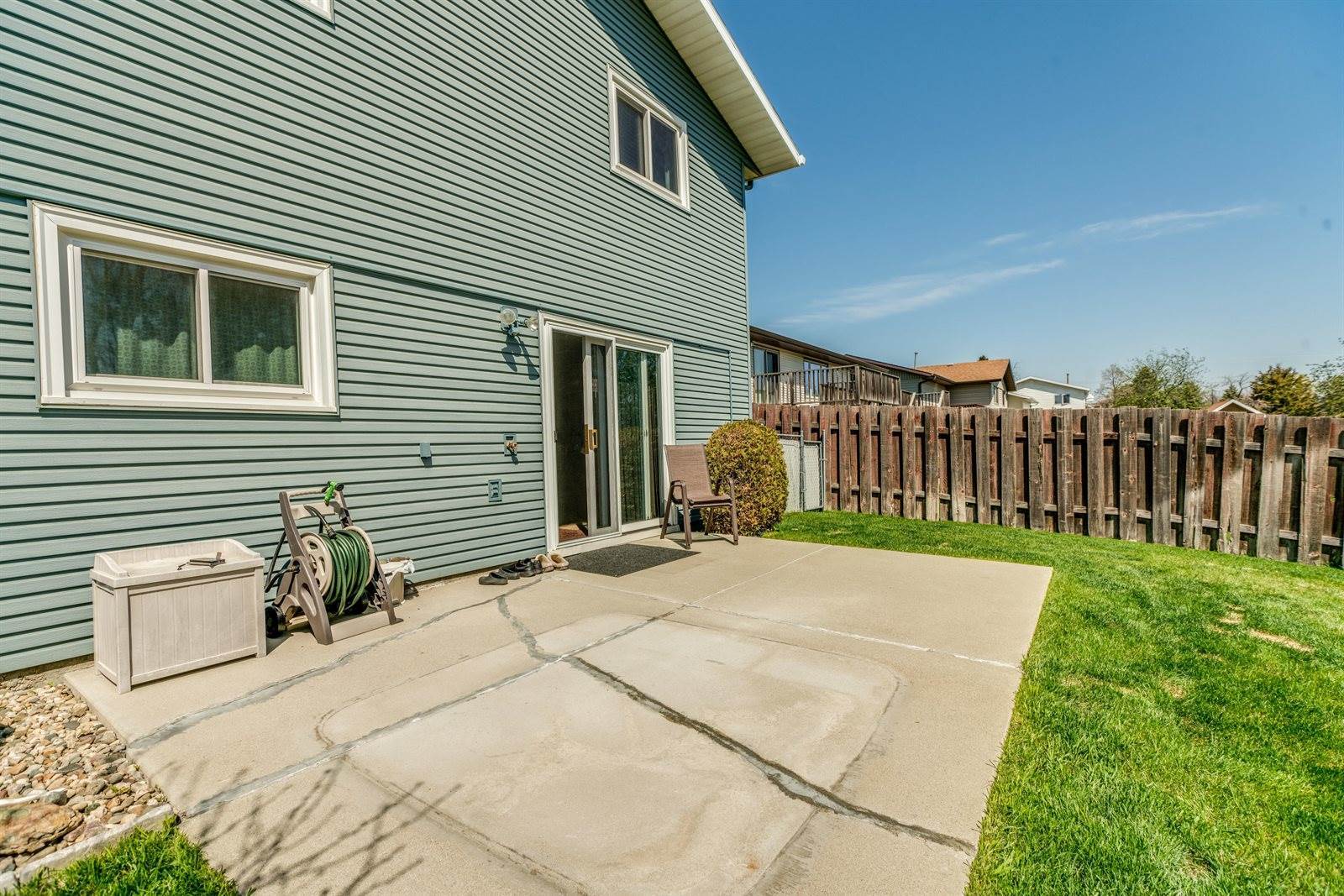 525 N 33rd Street, Bismarck, ND 58501