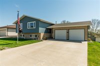 525 N 33rd Street, Bismarck, ND 58501