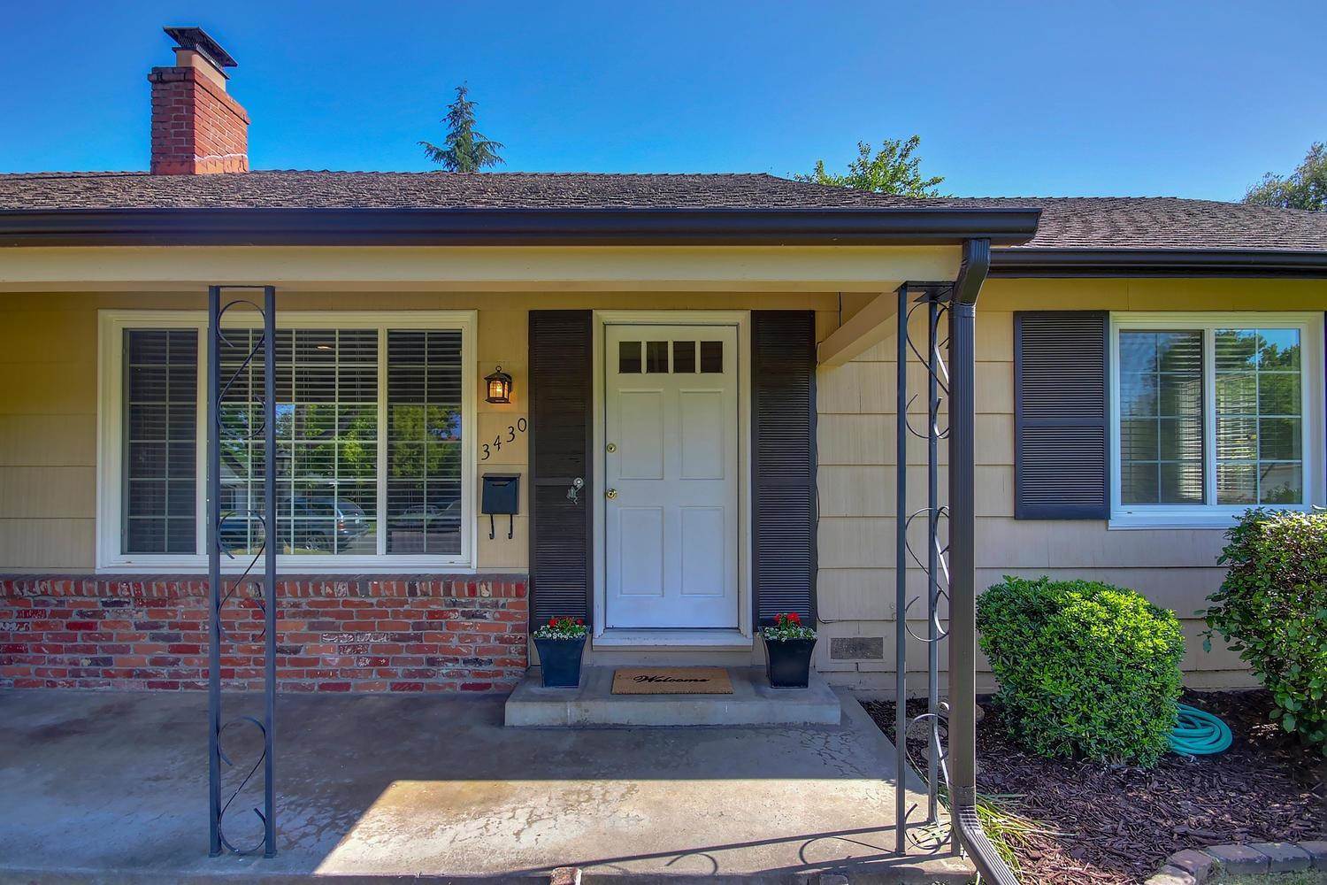 3430 Chenu Avenue, Sacramento, CA 95821