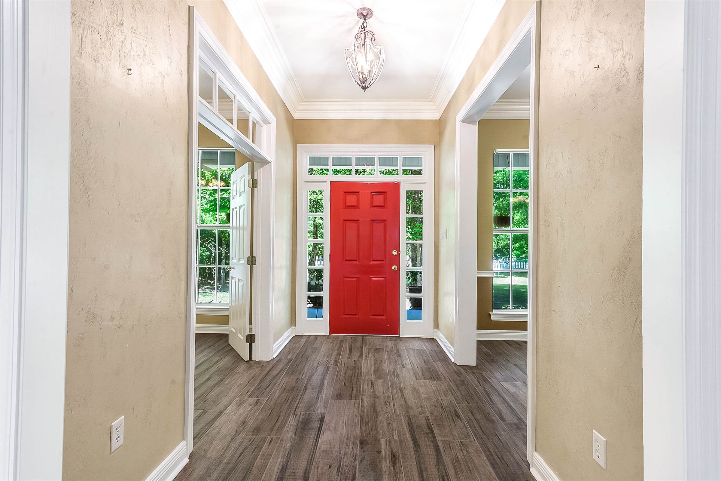 1313 Jackson Street, Mandeville, LA 70448