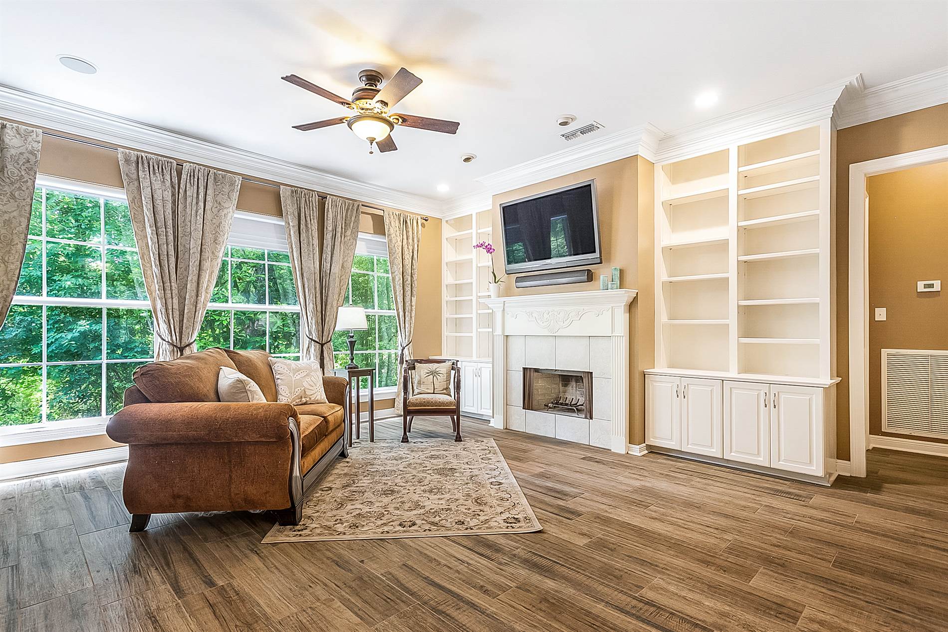 1313 Jackson Street, Mandeville, LA 70448