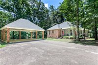 1313 Jackson Street, Mandeville, LA 70448