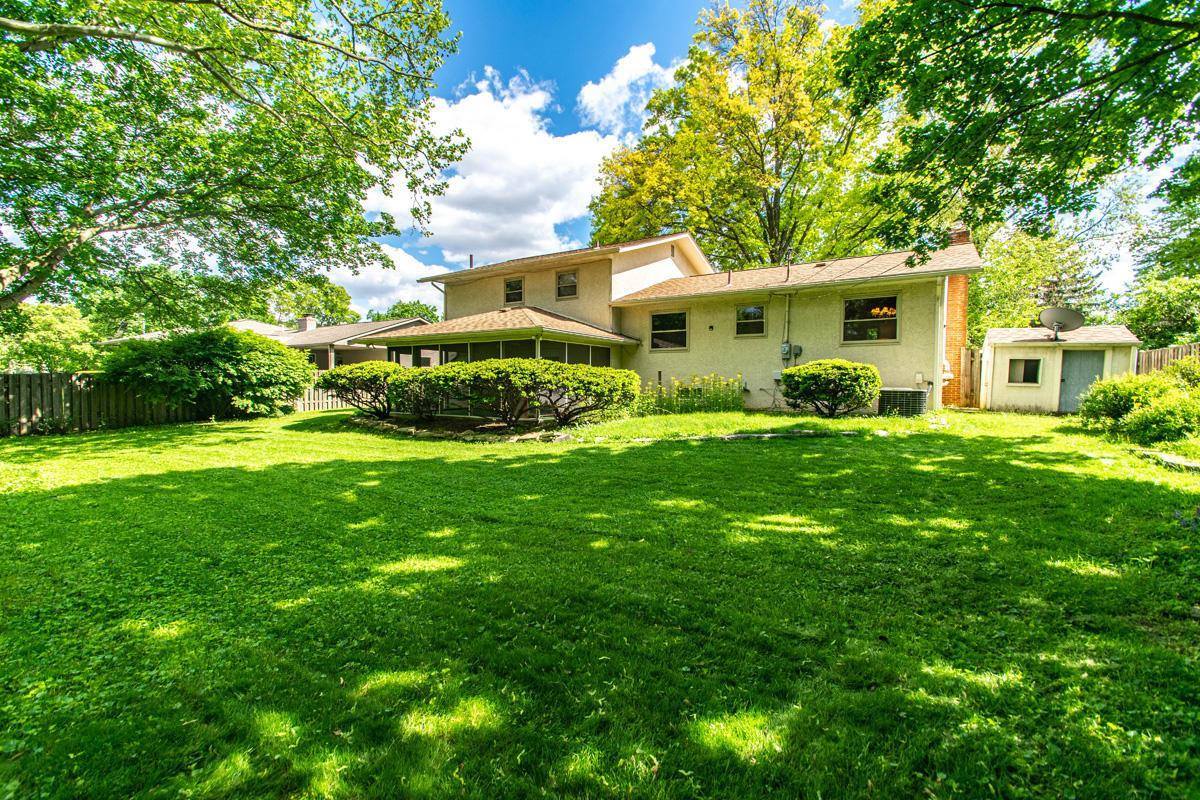 2212 Buckley Road, Upper Arlington, OH 43220