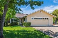 8 Discovery Way, Chico, CA 95973