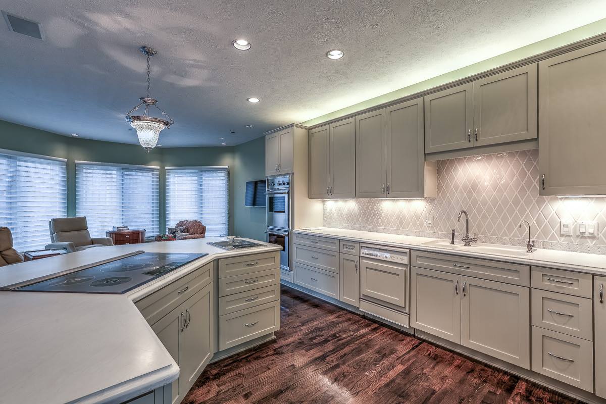 221 N 97 Court, Omaha, NE 68131