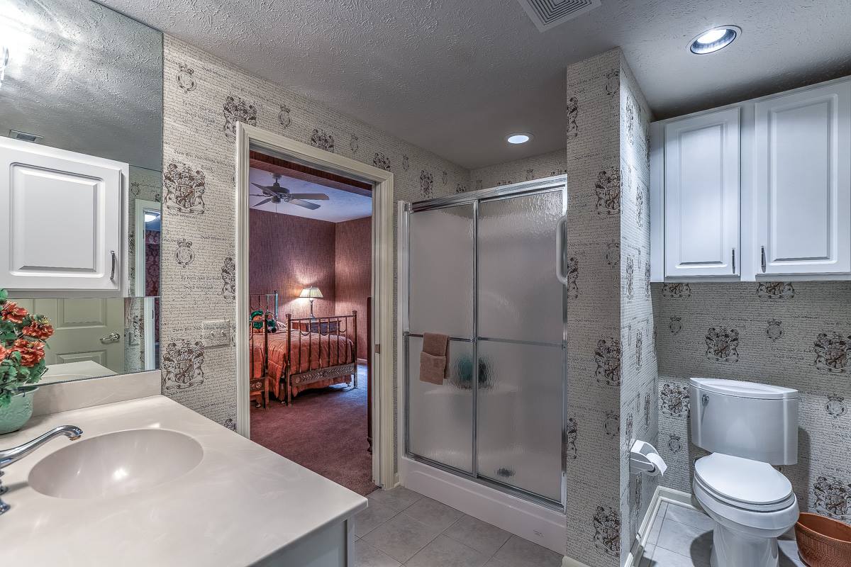 221 N 97 Court, Omaha, NE 68131