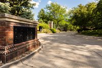 221 N 97 Court, Omaha, NE 68131