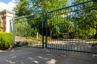 221 N 97 Court, Omaha, NE 68131