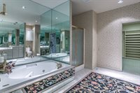 221 N 97 Court, Omaha, NE 68131