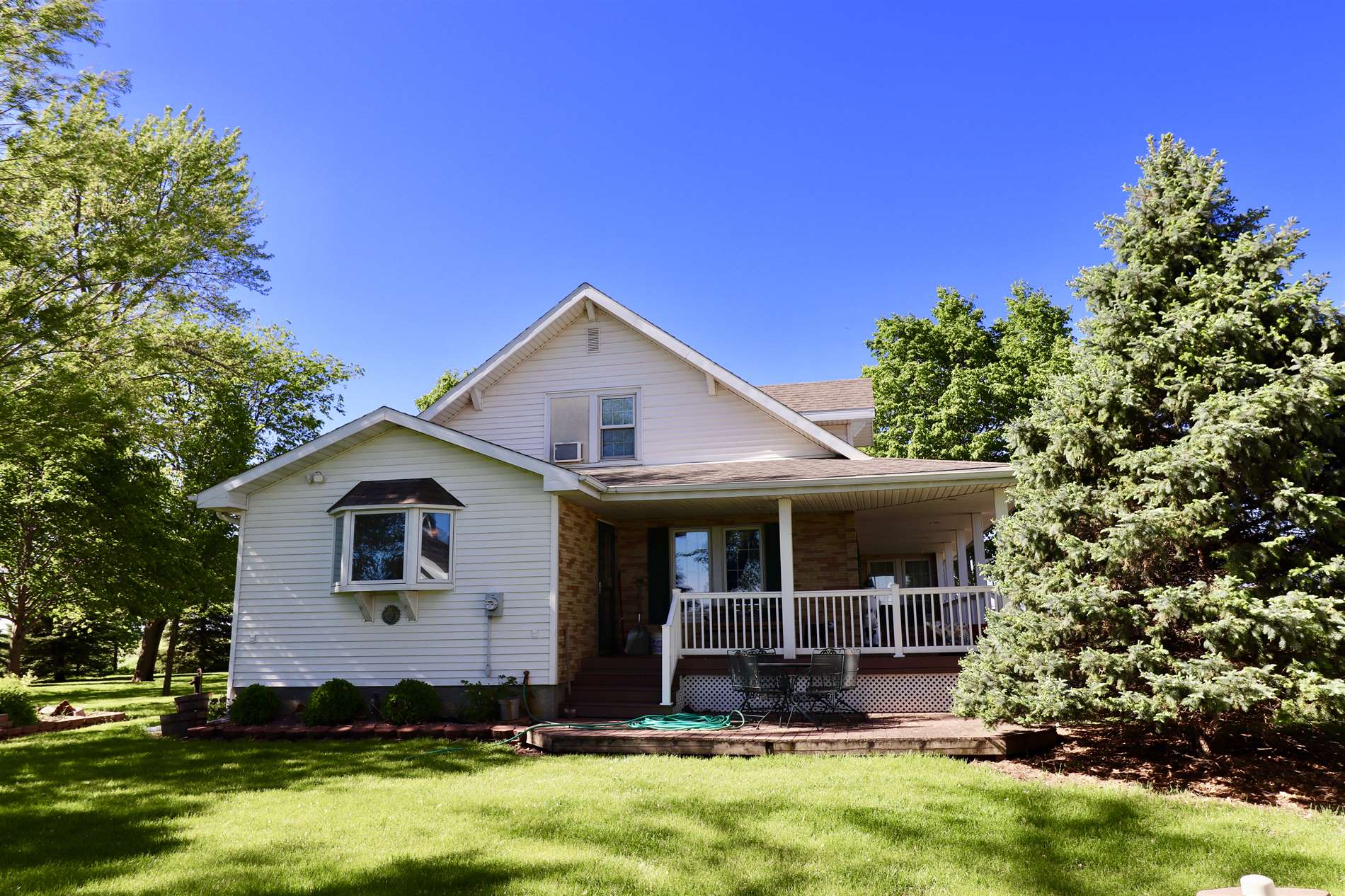 24527 248th St., Onawa, IA 51040