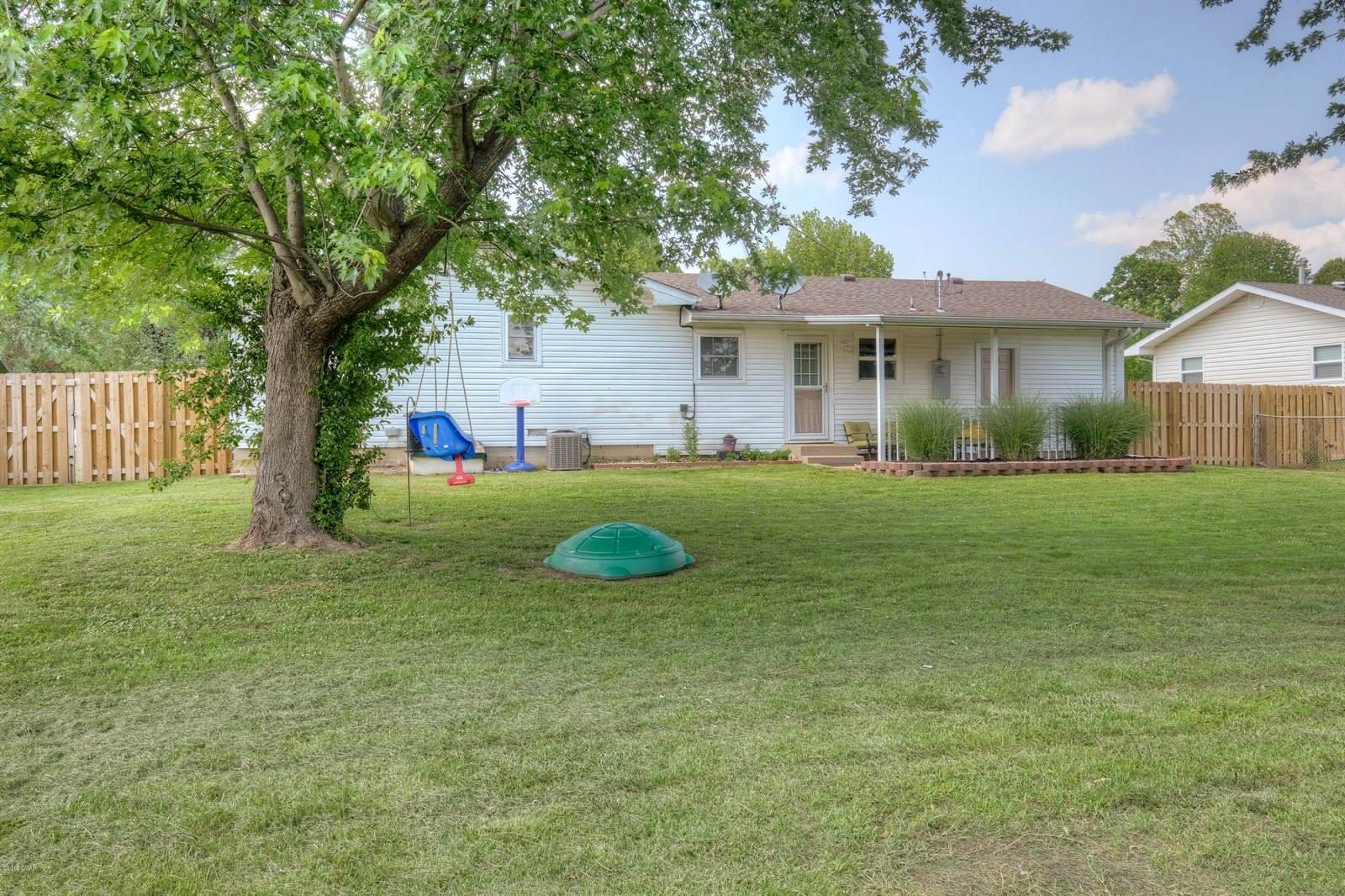 2824 East 25th Street, Joplin, MO 64804