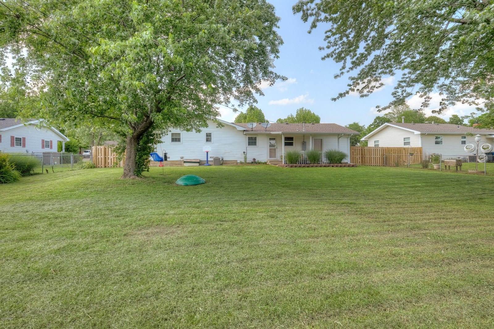 2824 East 25th Street, Joplin, MO 64804